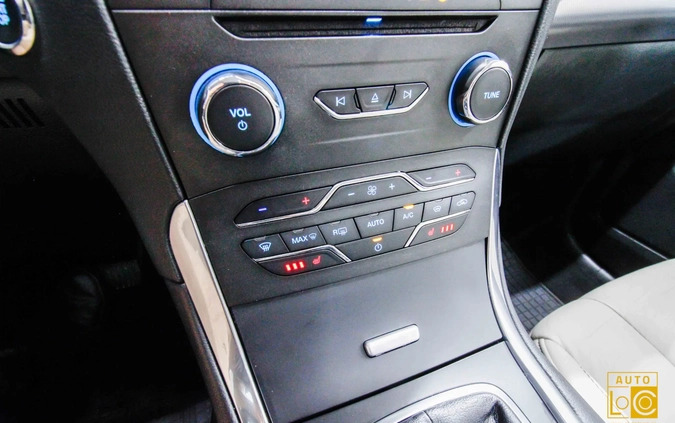 Ford S-Max cena 58999 przebieg: 239000, rok produkcji 2017 z Kielce małe 742
